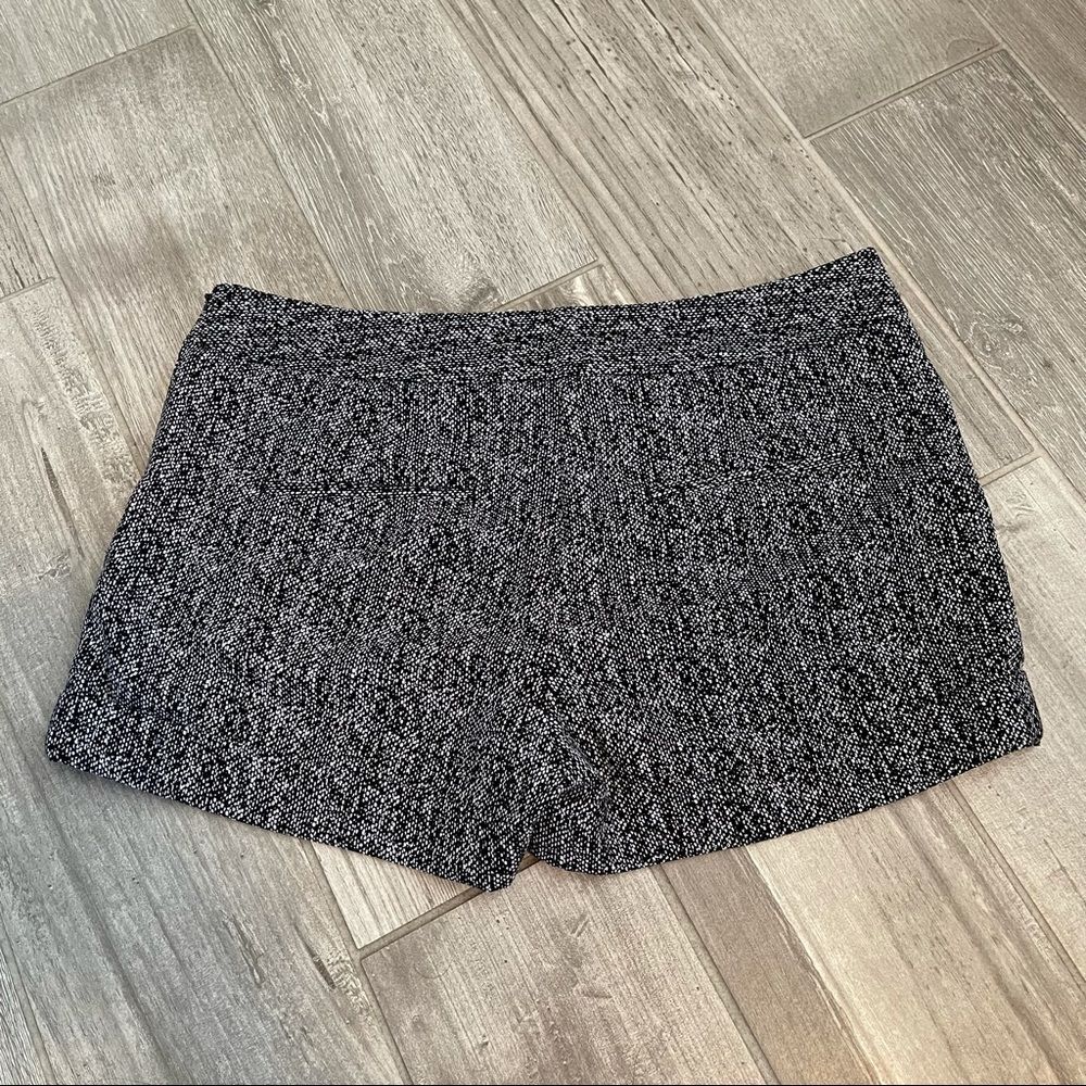 Express Black & White Shorts - Picture 3 of 6